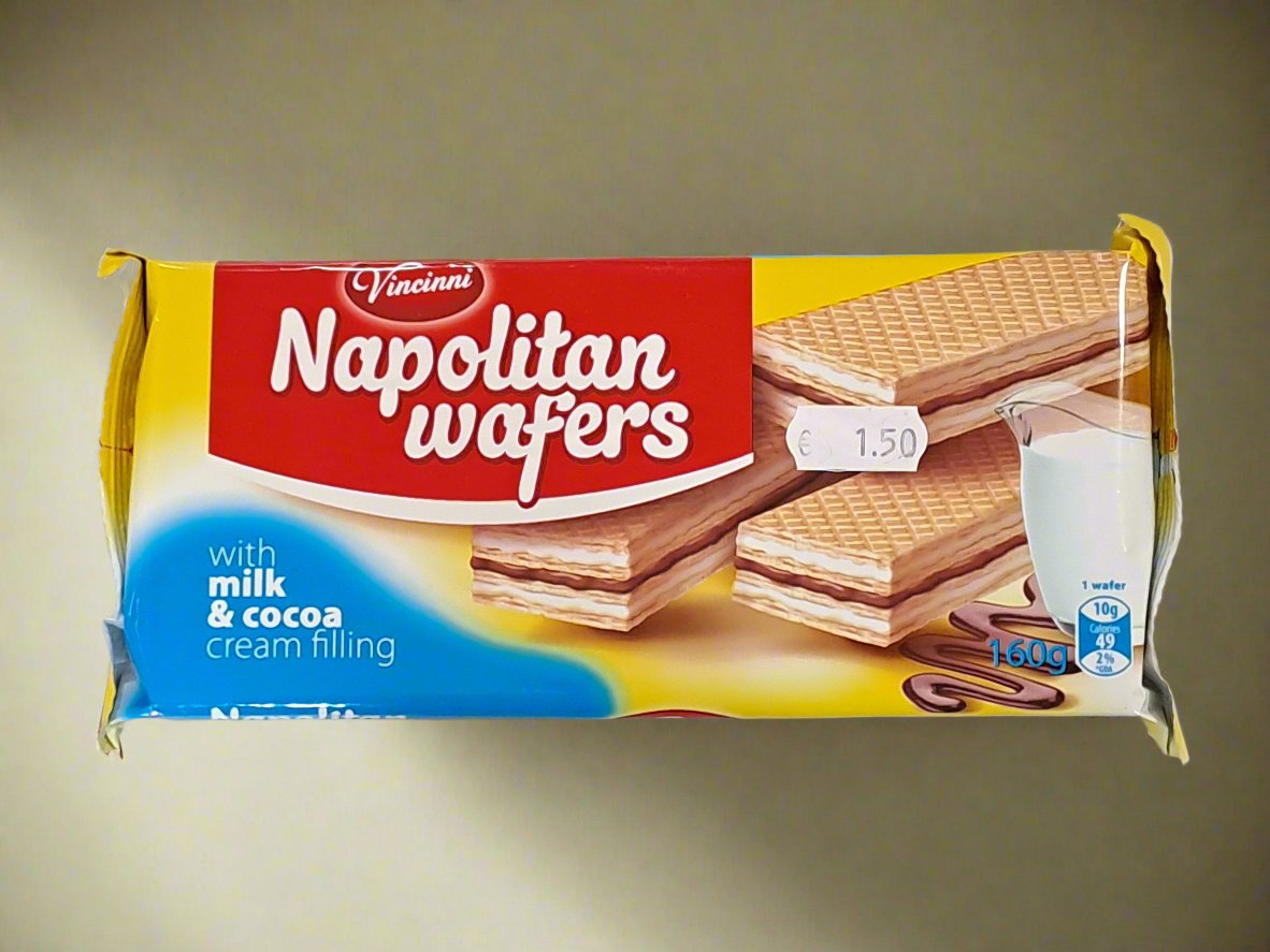 Vincinni Napolitan wafers with milk & cocoa cream filling