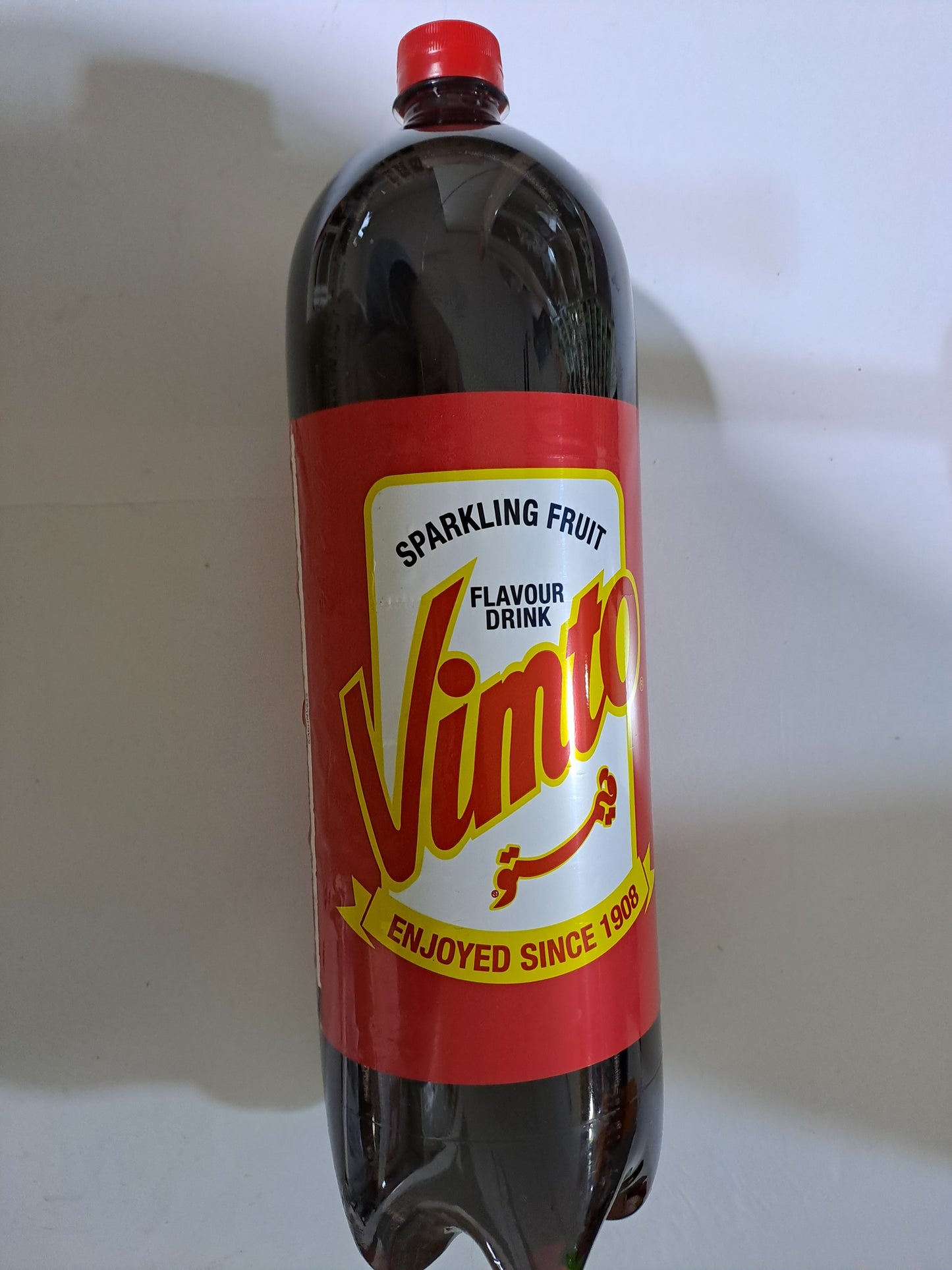 Vimto Sparkling Fruit 2l